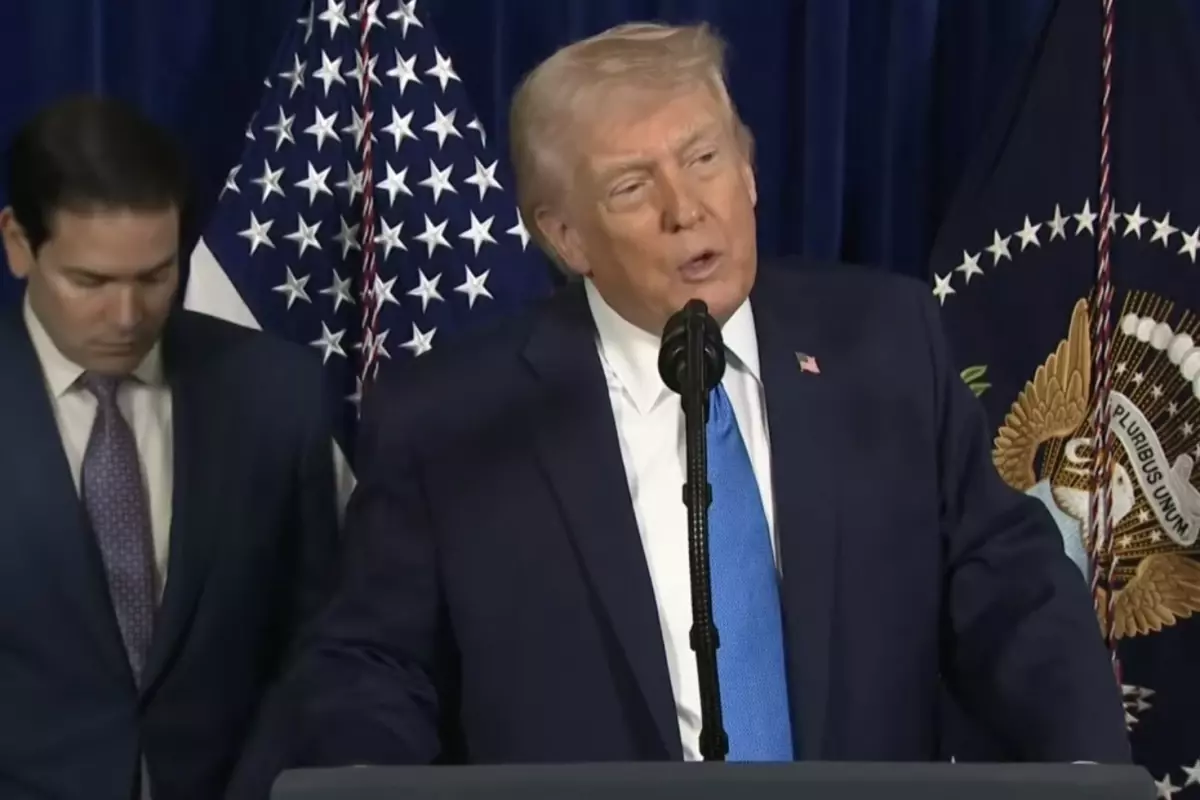 Tramp indi də bu ölkəni HƏDƏLƏDİ