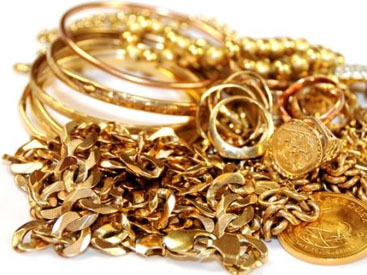 Yuxuda zinət əşyası görmək necə yozulur?